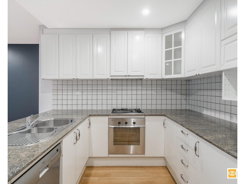 8/4 Centro Avenue, Subiaco WA 6008
