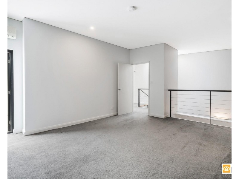 8/4 Centro Avenue, Subiaco WA 6008