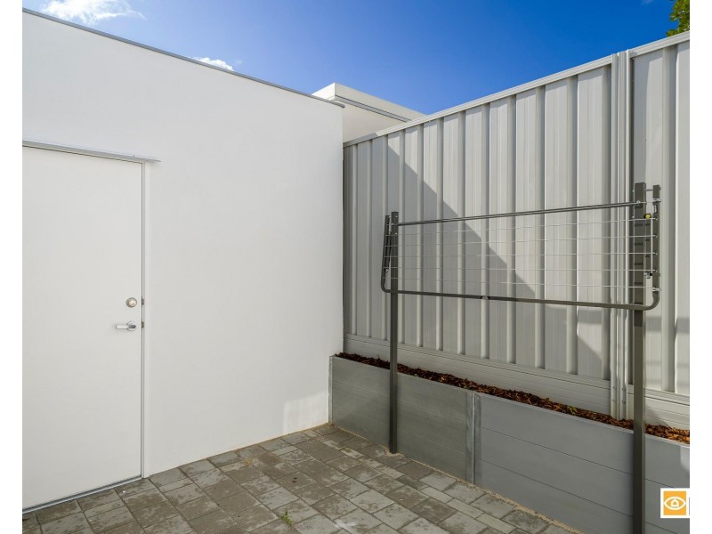 11/88 Winfield Street, Hamilton Hill WA 6163