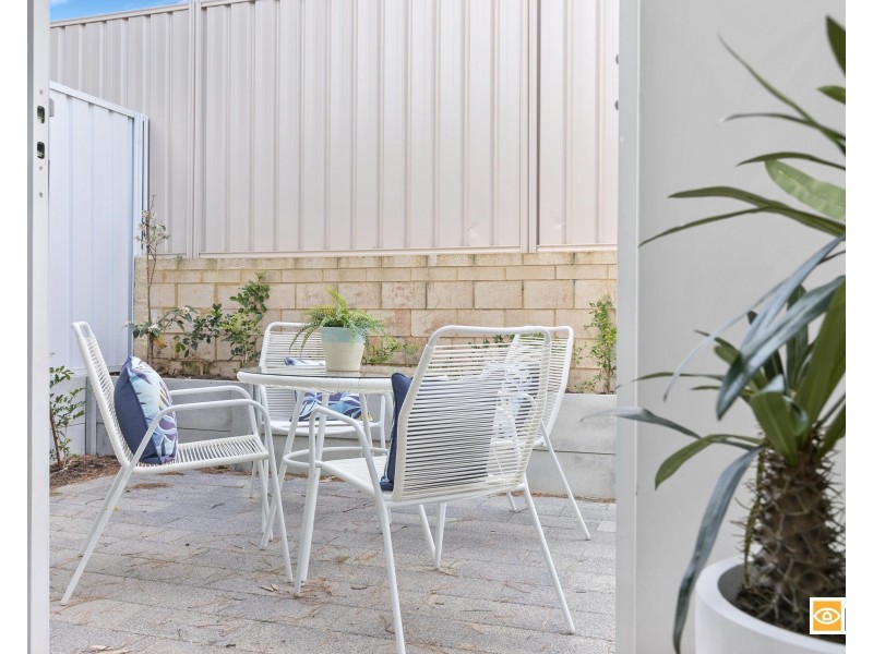2/41 Sawle Road, Hamilton Hill WA 6163