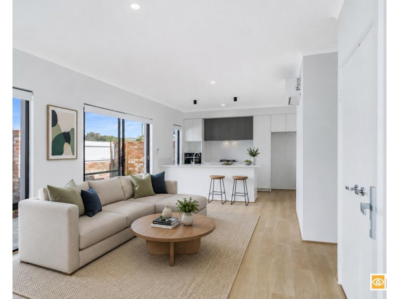 2/88 Winfield Street, Hamilton Hill WA 6163
