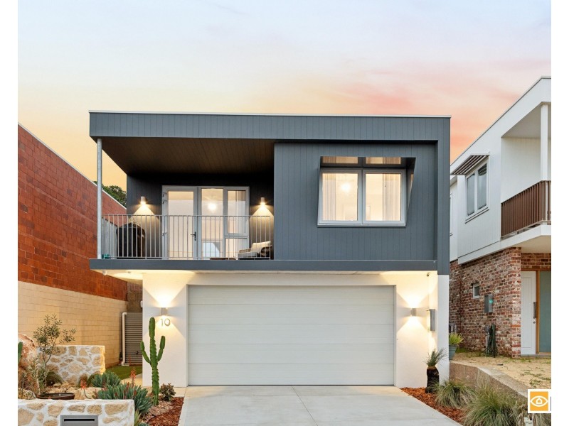 10 Purvis Street, Hamilton Hill WA 6163