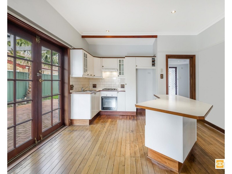 41B Cloister Avenue, Manning WA 6152
