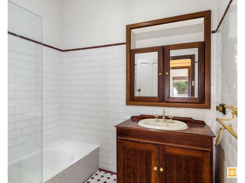 41B Cloister Avenue, Manning WA 6152