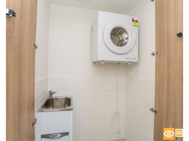 905/8 Tassels Place, Innaloo WA 6018