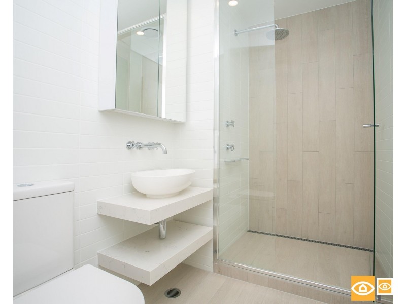905/8 Tassels Place, Innaloo WA 6018