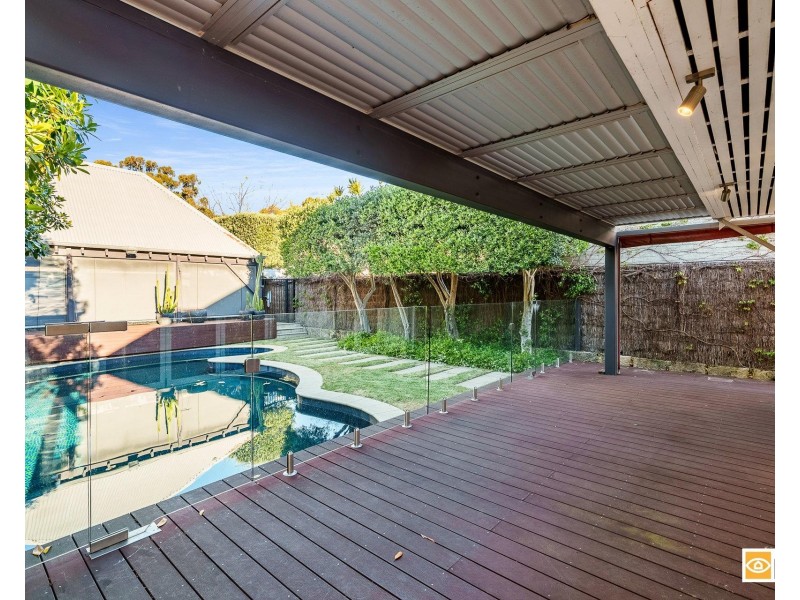 8 Caxton Road, Claremont WA 6010