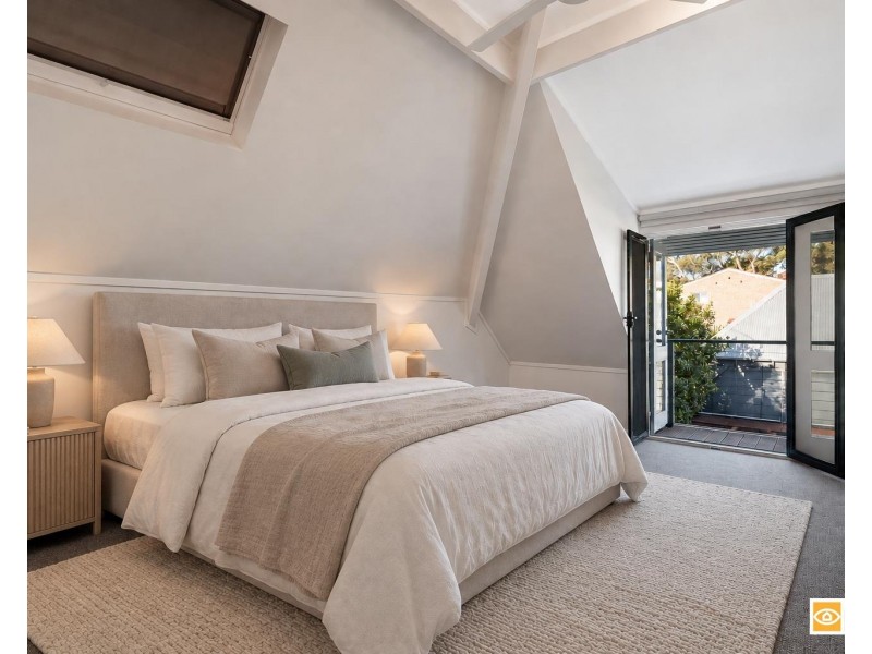 8 Caxton Road, Claremont WA 6010