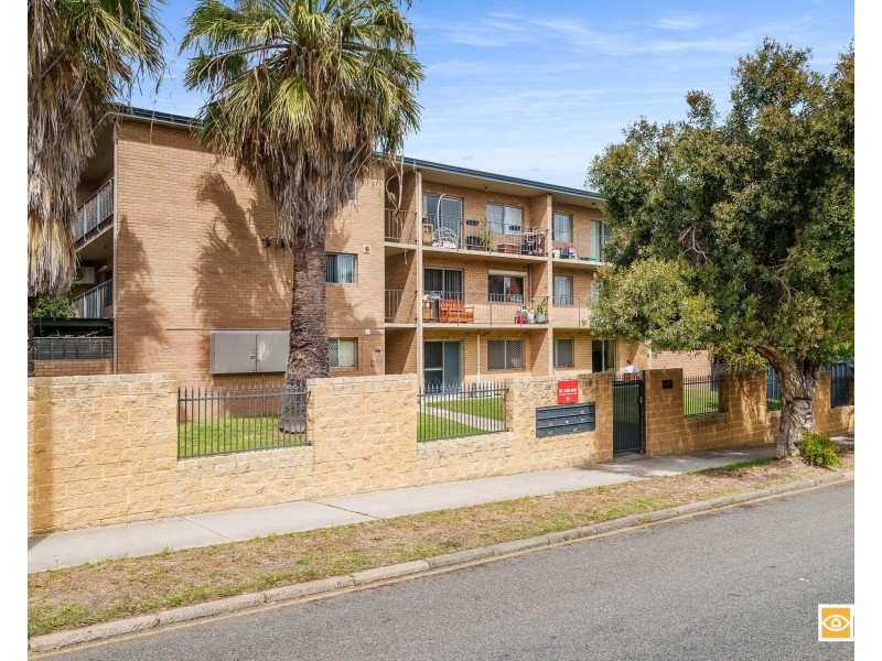 19/245 Cambridge Street, Wembley WA 6014