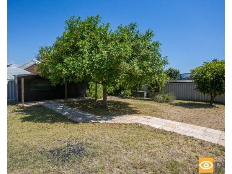 95 Apple Blossom Drive, Mirrabooka WA 6061