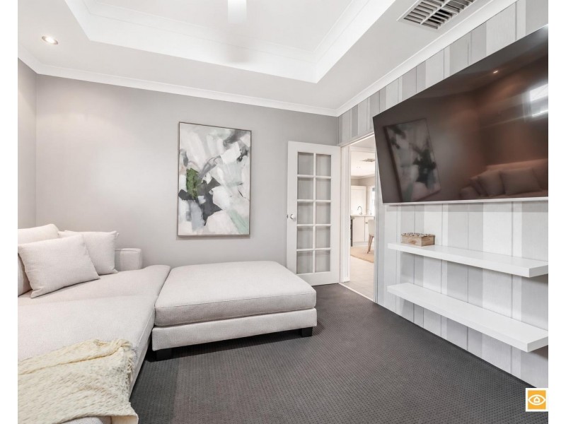 15 Duvall Parkway, Aveley WA 6069