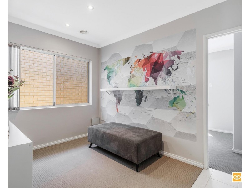 15 Duvall Parkway, Aveley WA 6069
