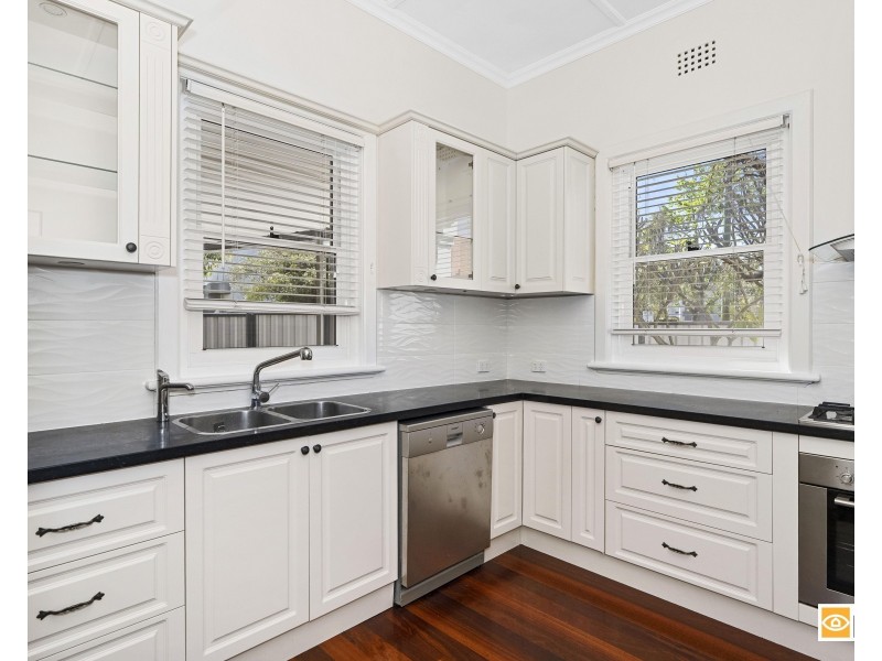 1 Stubbs Terrace, Daglish WA 6008