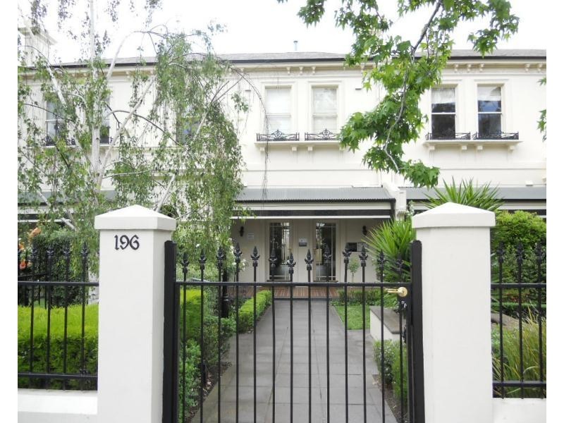 35/196 The Avenue, Parkville VIC 3052