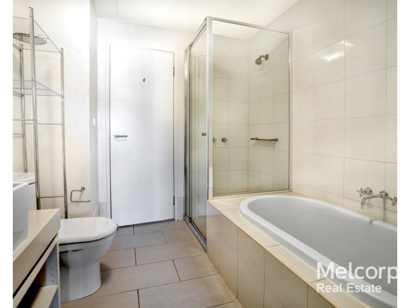 105/60 Siddeley Street, Docklands VIC 3008