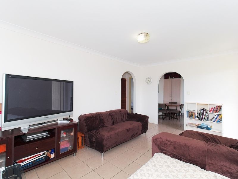 2/146 Juliette, Greenslopes QLD 4120
