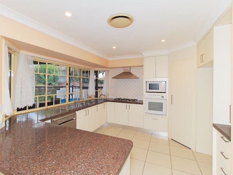 137 GALAXY STREET, Bridgeman Downs QLD 4035