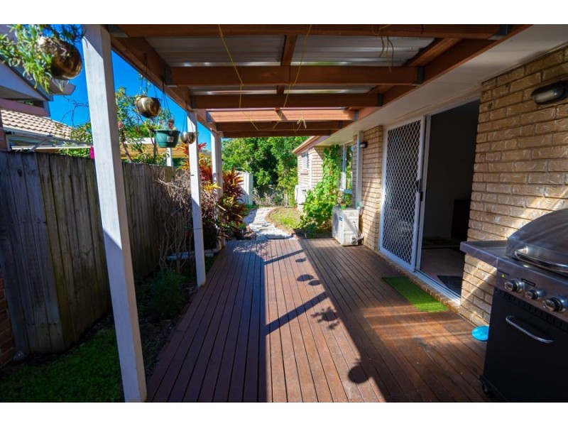 18 Serrata Circuit, Forest Lake QLD 4078