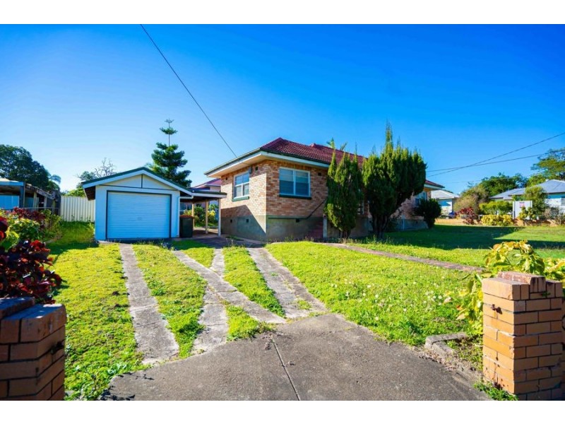 18 Weeroona Street, Chermside QLD 4032
