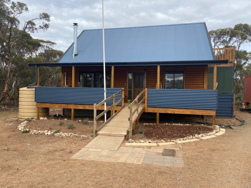 523 Black Hill Road, Cambrai SA 5353