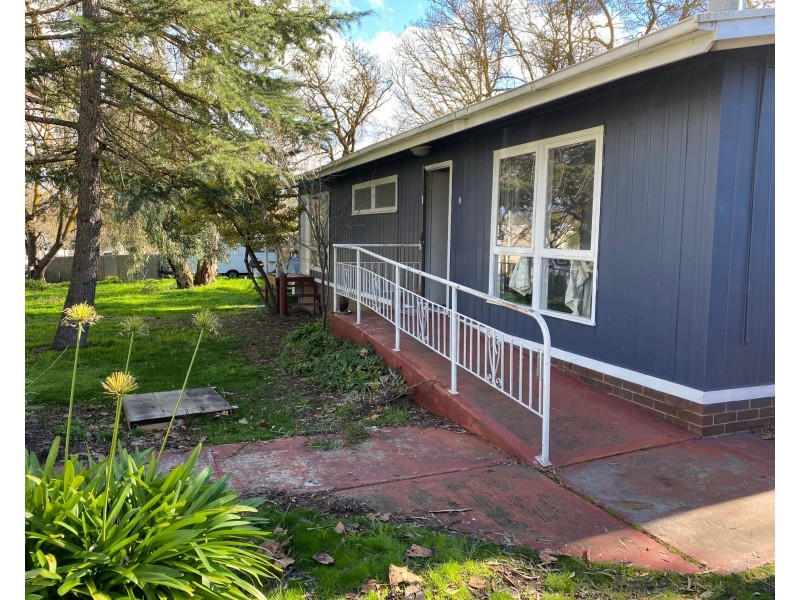 2 Saleyard Road, Mount Pleasant SA 5235