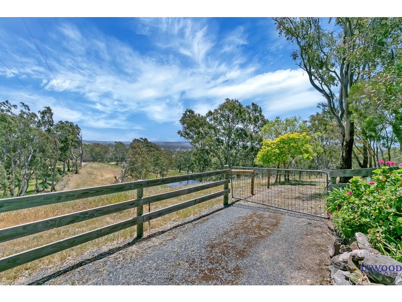 231 Mcvitties Road, Birdwood SA 5234
