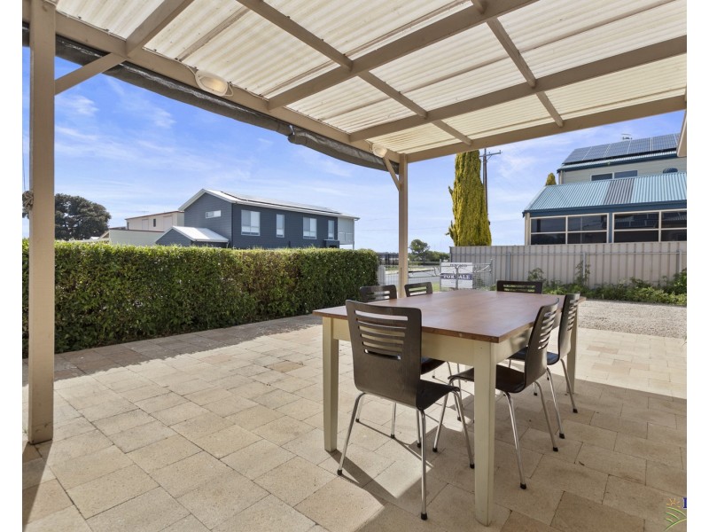 111 Barrage Road, Goolwa SA 5214