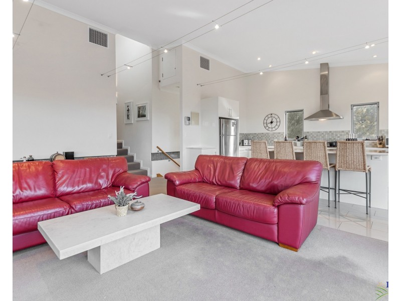 11 Falie Court, American River SA 5221