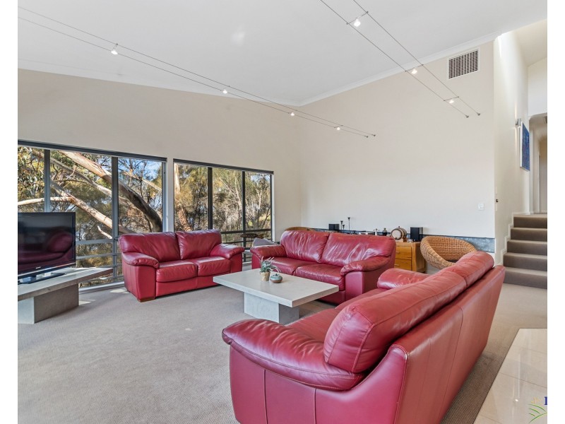 11 Falie Court, American River SA 5221