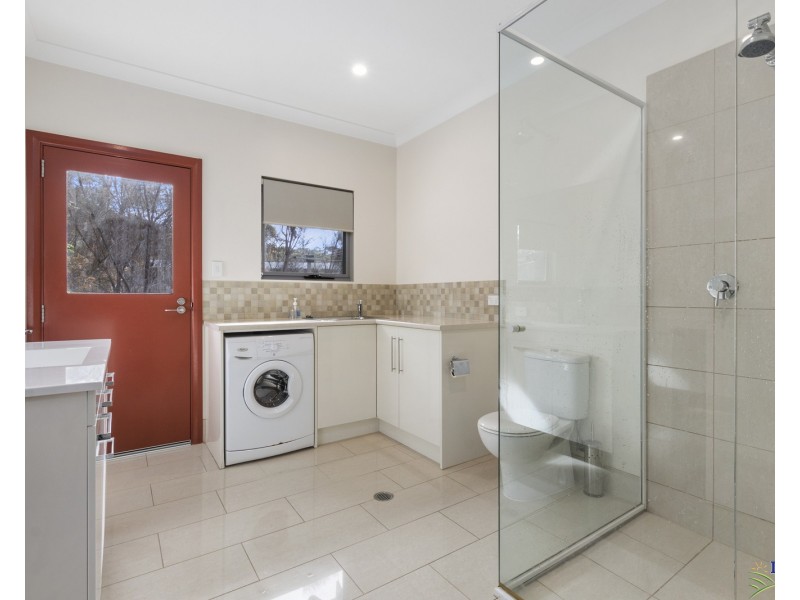 11 Falie Court, American River SA 5221