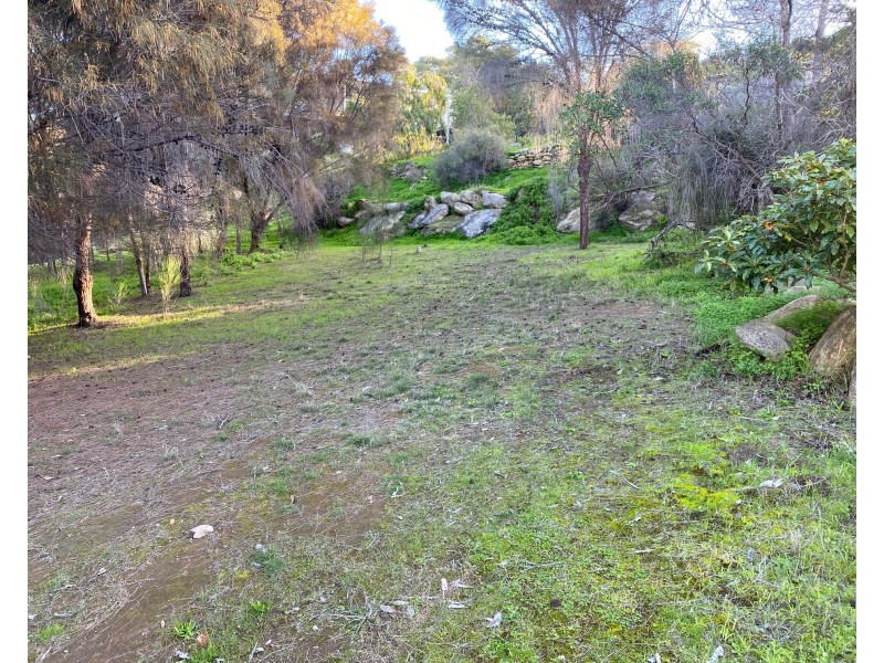 82 Bayview Road, American River SA 5221