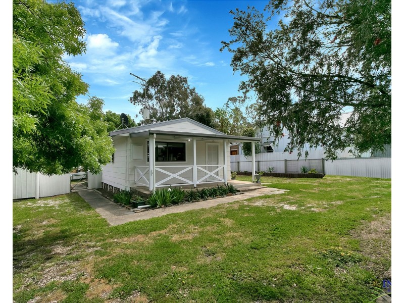 27 Hospital Road, Mount Pleasant SA 5235