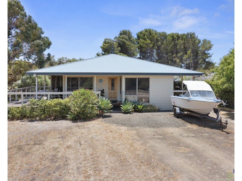 88 Tangara Drive, American River SA 5221