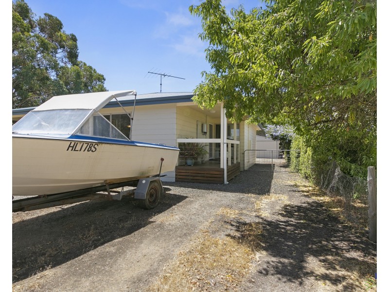 88 Tangara Drive, American River SA 5221