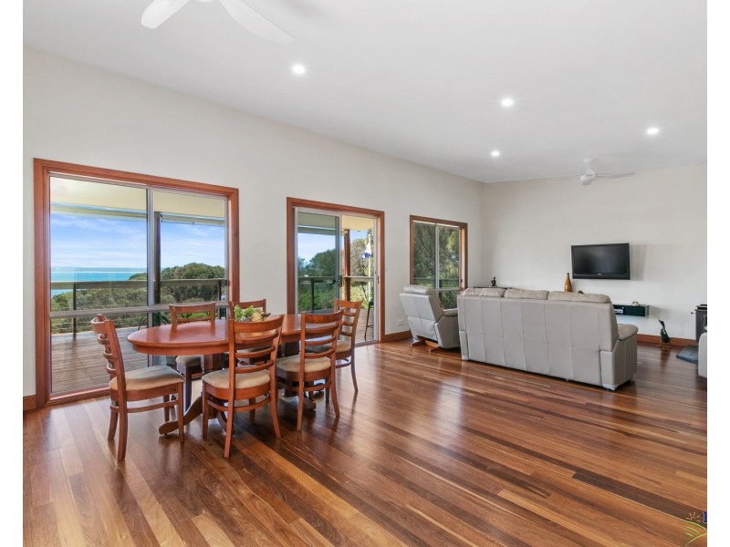 63 Bayview Road, American River SA 5221