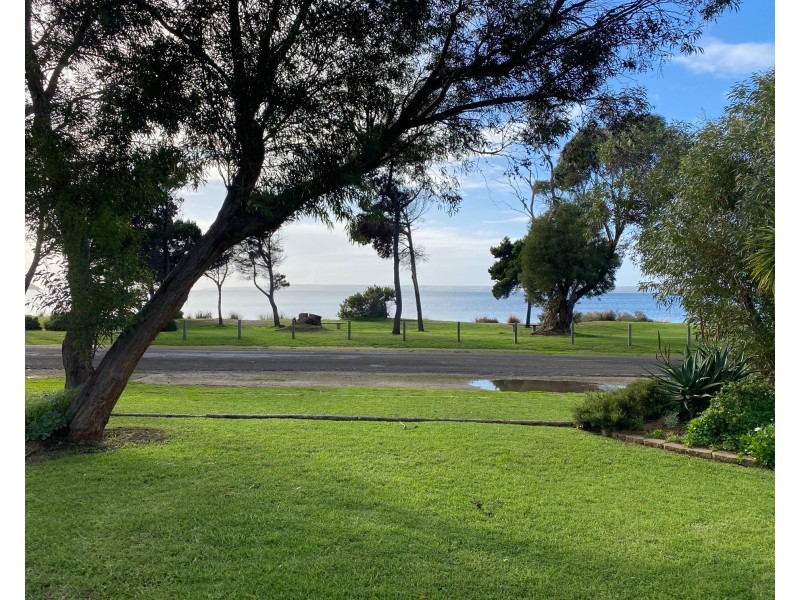 20 Tangara Drive, American River SA 5221