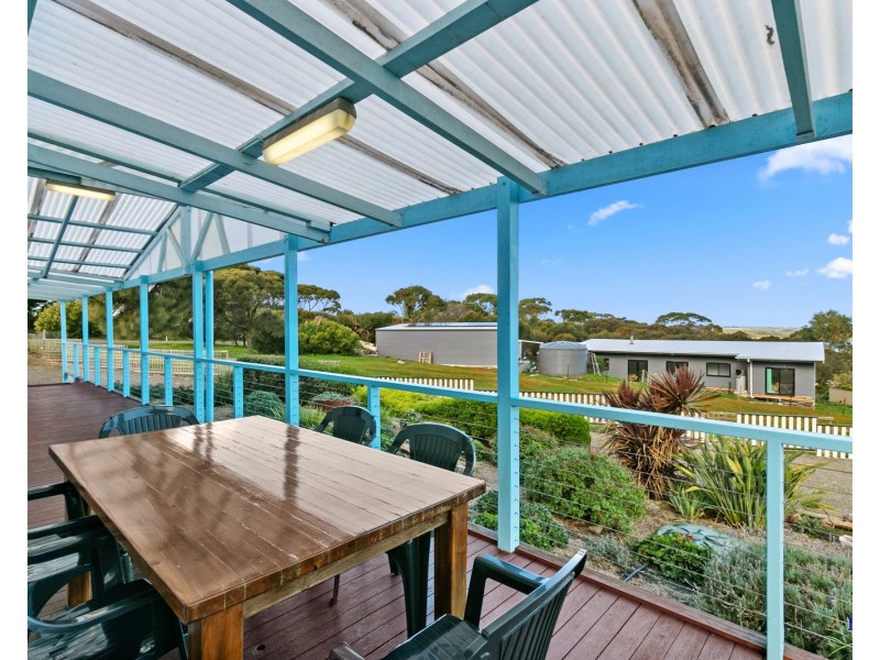 1462 Redbanks Road, American River SA 5221