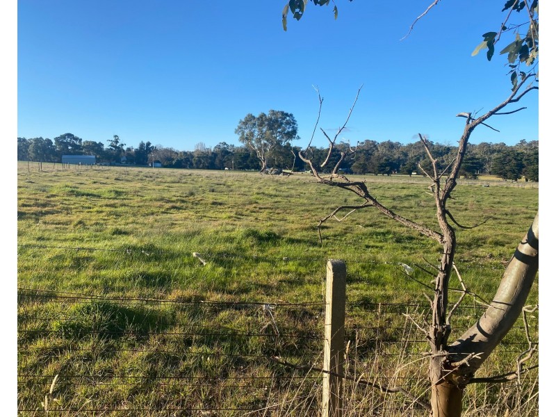 34 Basil Roeslers Road, Eden Valley SA 5235