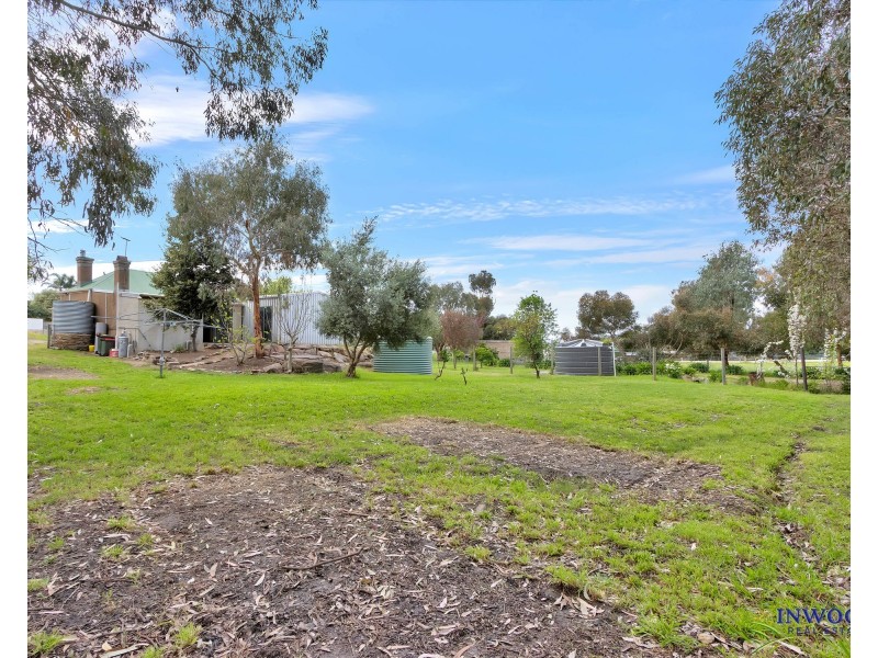16 Adelaide Road, Tungkillo SA 5236