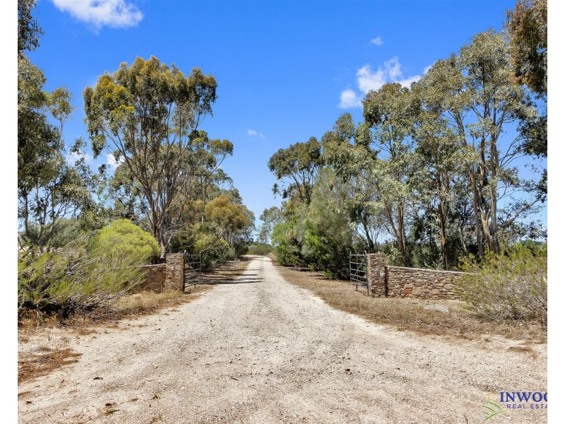 136 Burns Road, Mount Pleasant SA 5235