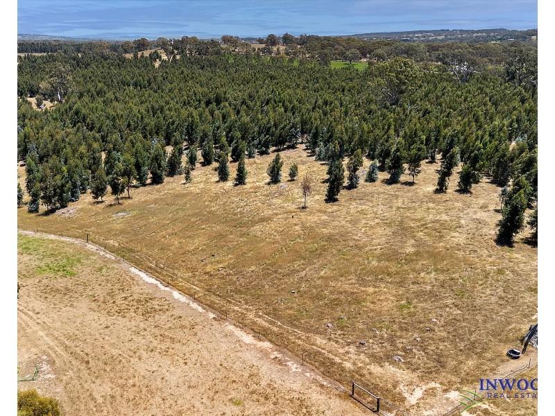 136 Burns Road, Mount Pleasant SA 5235