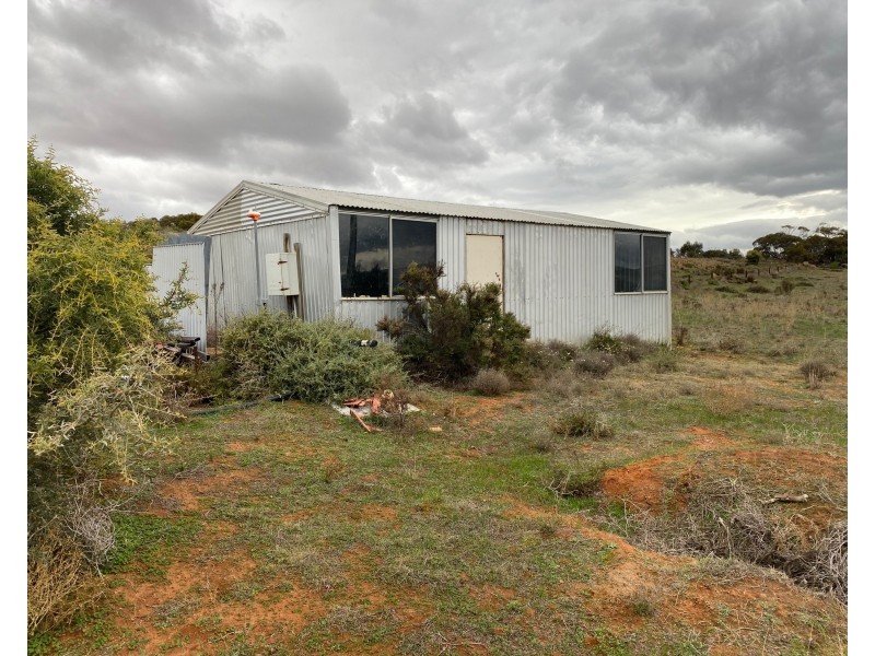 1 and 2 Bundilla Road, Cambrai SA 5353