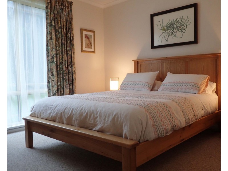 10 Falie Court, American River SA 5221