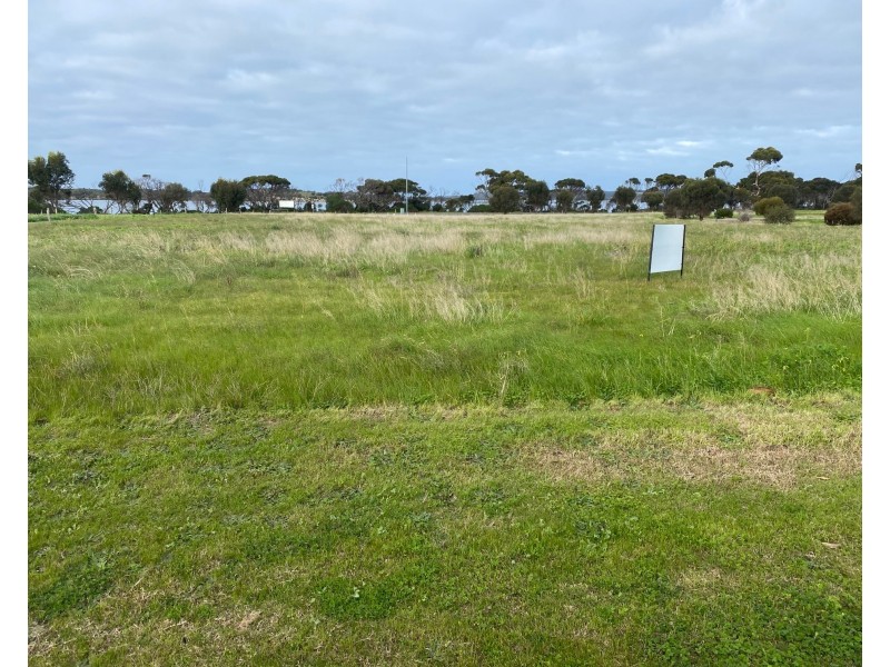 14 Kestrel Close, American River SA 5221