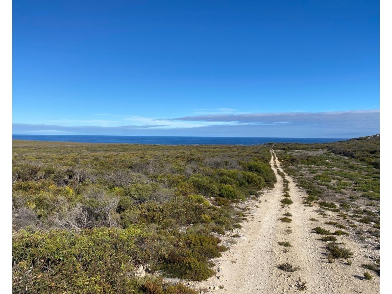 826, 827, 828, 829/South South Coast Road, Kangaroo Island, Stun’sail Boom SA 5223