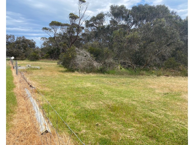 1652 Hog Bay Road, Haines SA 5223