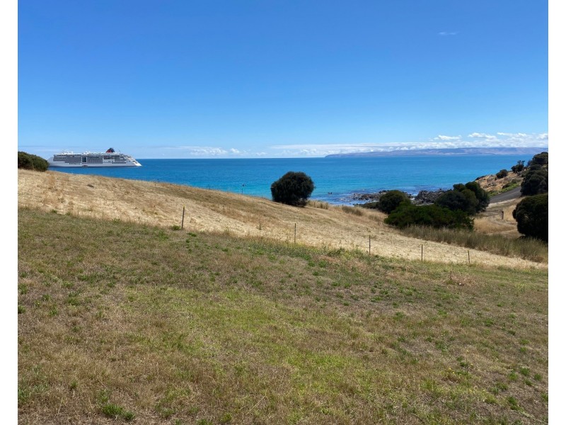 1 & 5 Trethewey Terrace, Penneshaw SA 5222