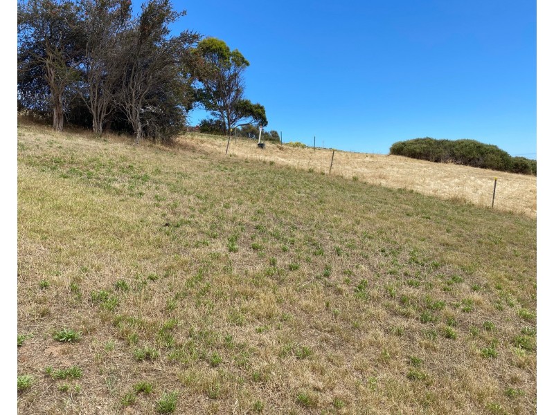 1 & 5 Trethewey Terrace, Penneshaw SA 5222