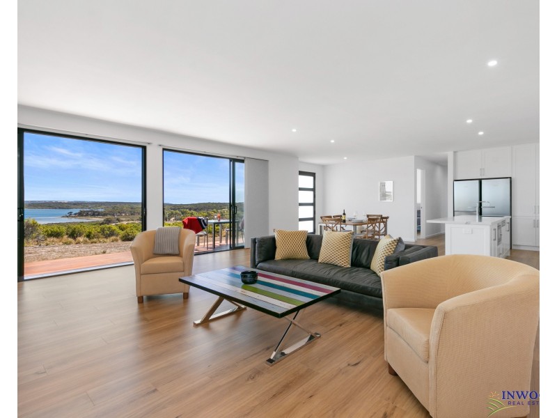 8 Davies Road, Pelican Lagoon SA 5222