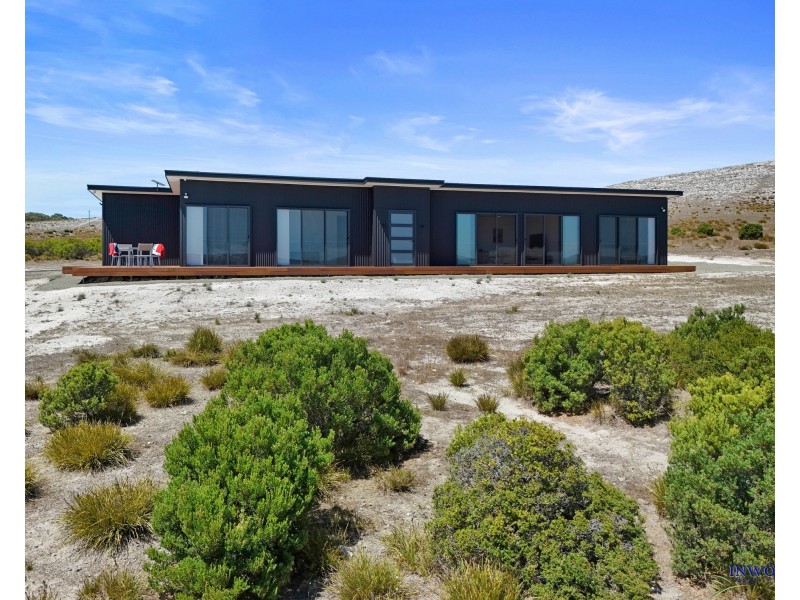 8 Davies Road, Pelican Lagoon SA 5222